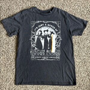 Disney Hocus Pocus Vintage Wash Black Short Sleeve Tee Size Small
